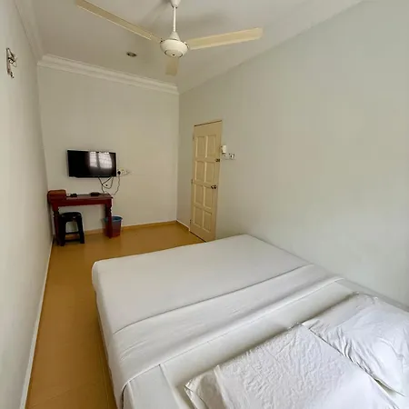 Eco Stay Guesthouse Kuantan Exterior photo
