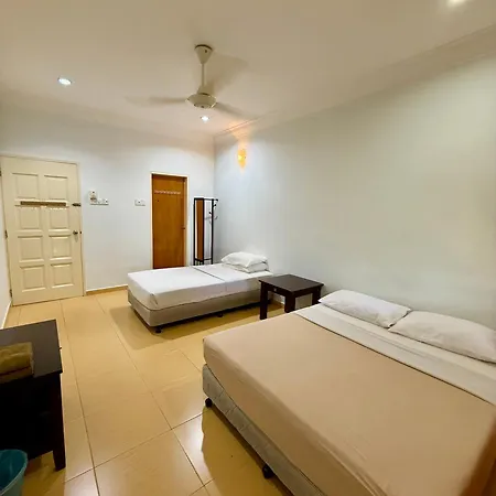 Eco Stay Guesthouse Kuantan Exterior photo