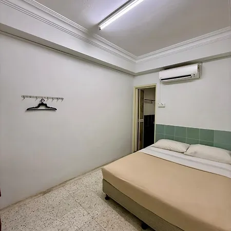 Eco Stay Guesthouse Kuantan Exterior photo
