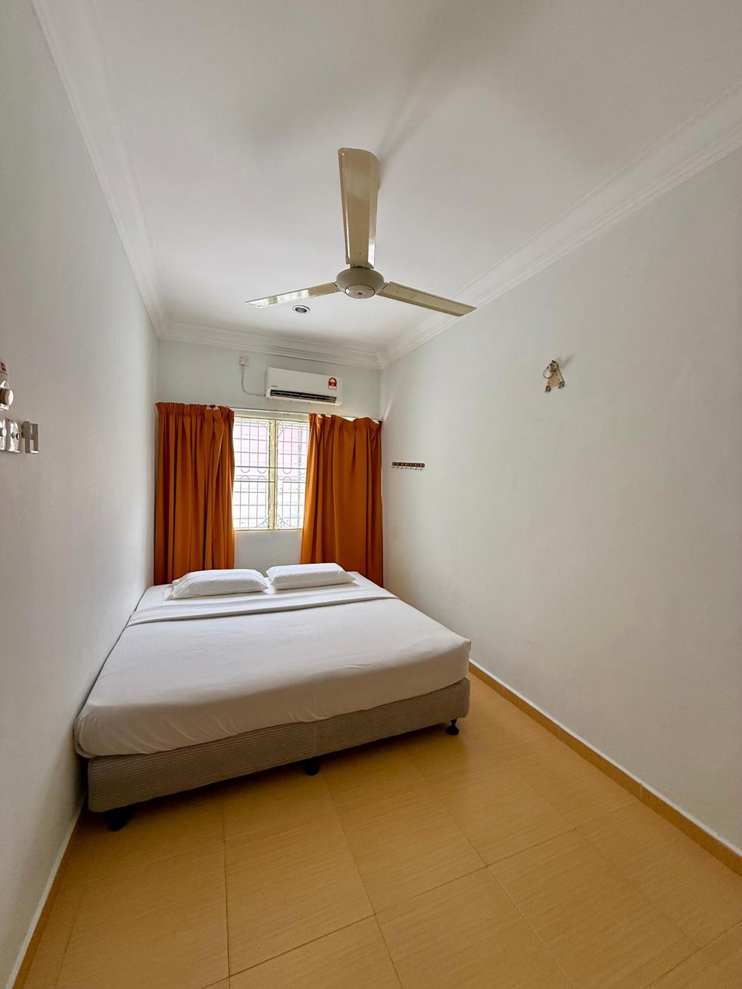 Eco Homestay *